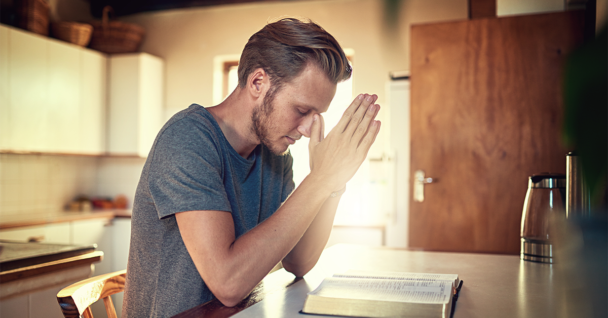 Thanksgiving Prayers: 7 Bible Verses About Gratitude ...