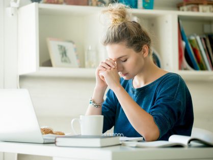 Prayer For Singles: How To Pray Over Your Dating Life