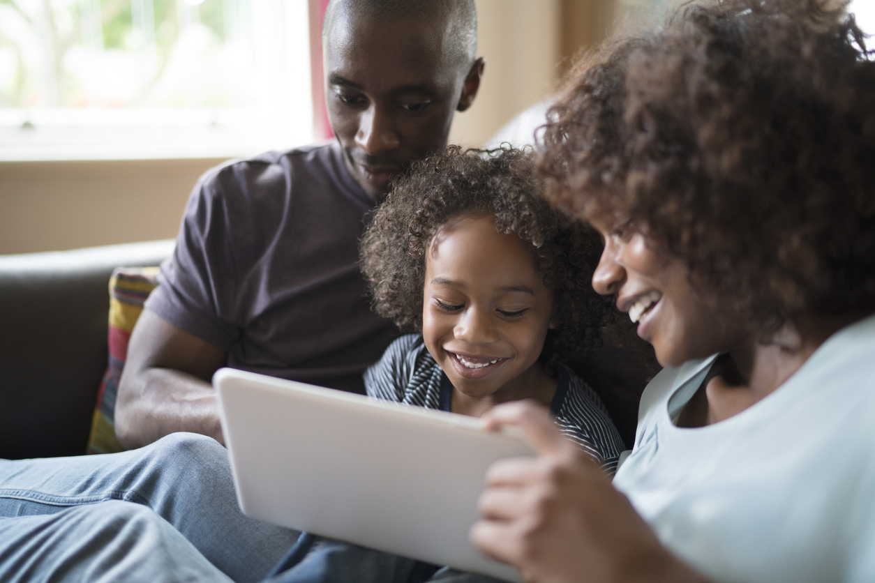 Single parent family meeting a new partner