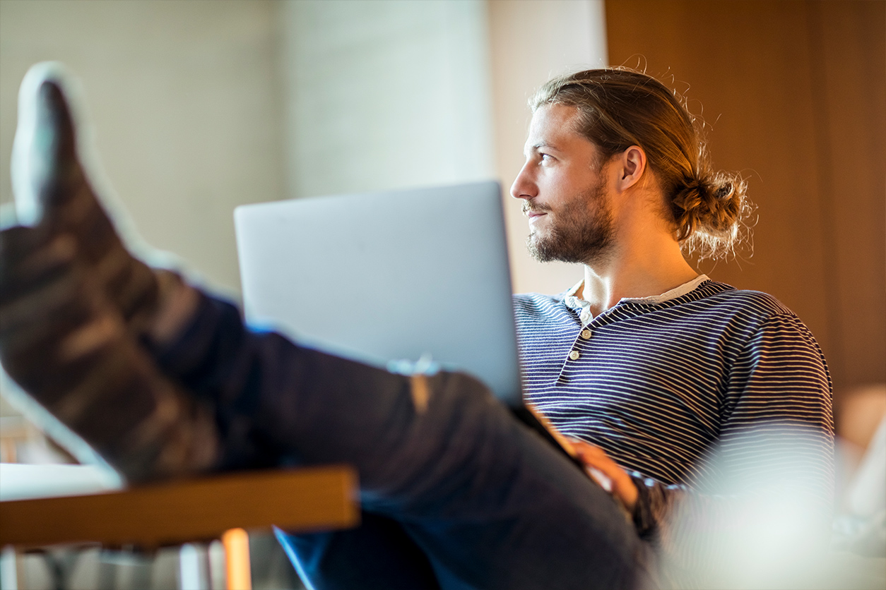 Online Dating First Messages (5 BEST Strategies & Examples to Copy) online dating responses